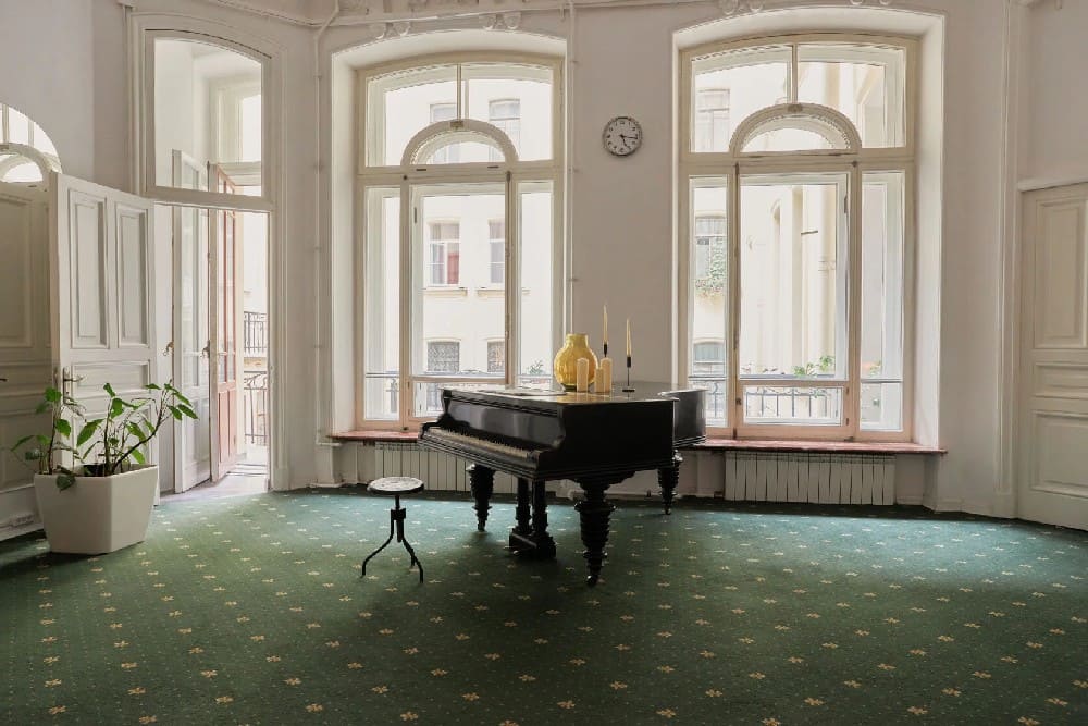 Лучшие интерьерные фотостудии в СПб. Фотостудия Vanguard.