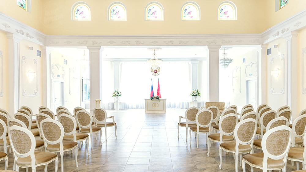 Торжественный зал нового ЗАГС Красносельского района, фото