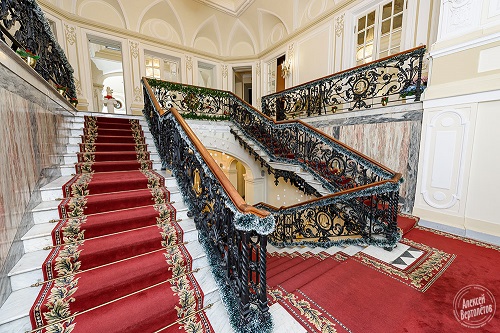 Парадная лестница Дворец Малютка на Фурштатской